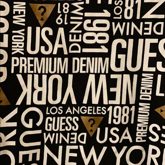 Guess New York Los Angeles Graphic Womens Top Size XS - Picture 10 of 12